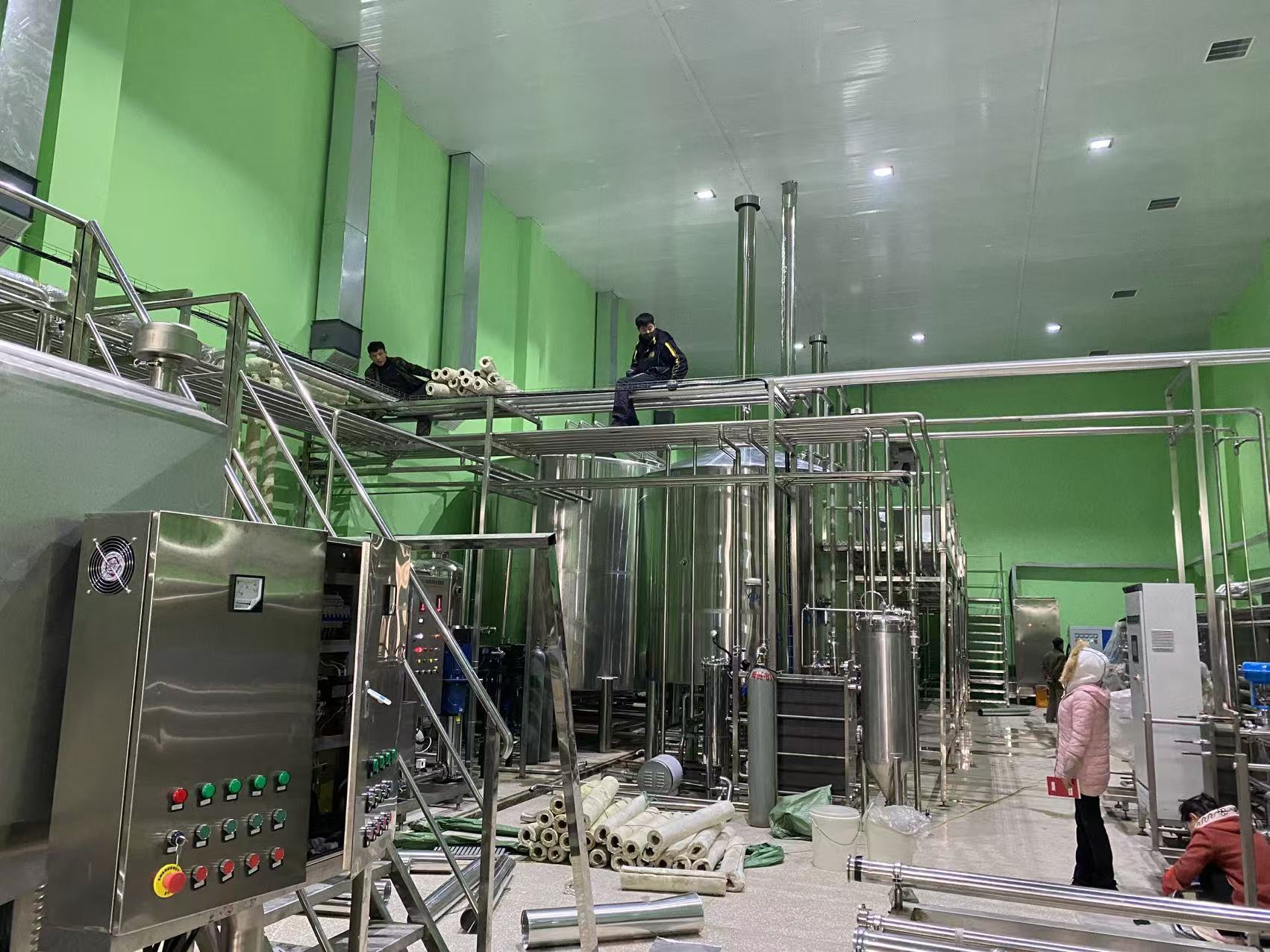 镇赉精酿啤酒设备厂—精酿啤酒设备制造:传承工艺与创新科技的交融